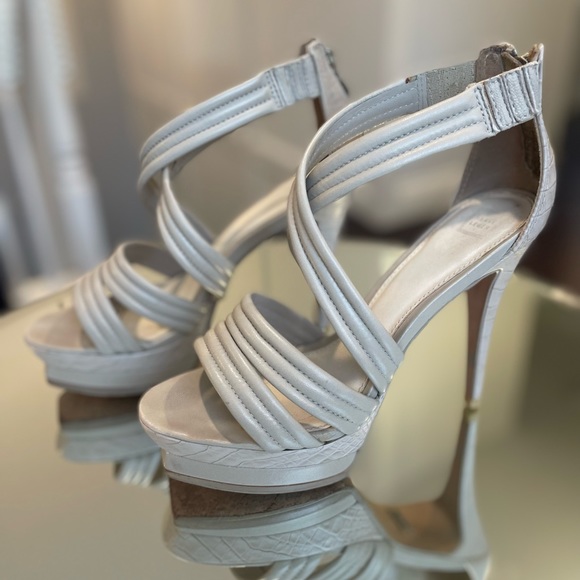 Herve Leger Omari Heels - Picture 6 of 7